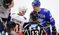 Обнародованы зарплаты игроков проигравшего «Барысу» в плей-офф КХЛ «Металлурга»