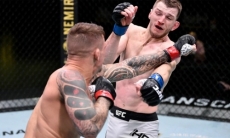 Стал известен срок отстранения Порье и Хукера после главного боя на турнире UFC Вегас 4