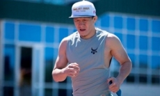 Жалгас Жумагулов вылетел на дебютный бой UFC в ОАЭ