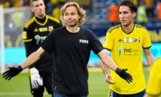 «Нет предела человеческой мерзости!». Карпин после матча с участием Зайнутдинова назвал ненормальным чемпионат России