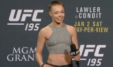 Девушка-боец UFC Намаюнас показала фото большой гематомы под глазом