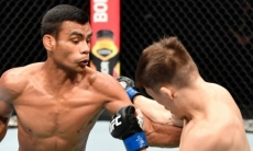 Турнир UFC с участием казахстанца Жумагулова побил рекорд Макгрегора