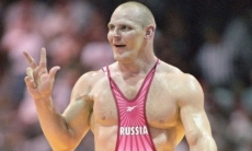 Основатель UFC рассказал, как российские олигархи сорвали приход легендарного Александра Карелина