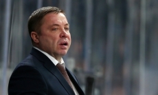 Клуб конференции «Барыса» в КХЛ остался без тренера