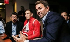 «Его нельзя в этом винить». Промоутер Головкина назвал причины срыва боя с «Канело»