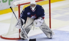 Один из самых надежных вратарей чемпионата Казахстана 2019-2020 пропустил комичный гол от 15-летнего дебютанта. Видео