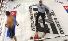 Земля ушла из-под ног. Украинский боксер жестким левым хуком нокаутировал соперника. Видео
