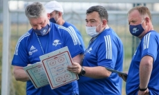 У Юрия Михайлиса нет предпосылок к успешной работе в «Барысе». Леонид Вайсфельд привел конкретные доводы