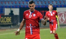 «Не хочу себя сравнивать с Вагнером Лавом». Бомбардир «Ботошани» ничего не знает про «Ордабасы», не боится жары в Шымкенте и сделает все для победы