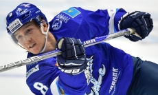 «Он мировой игрок и очень крутой человек». Хоккеисты «Барыса» восхитились казахстанцем