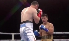 19-летний вице-чемпион Олимпиады из Казахстана с победы дебютировал в профи