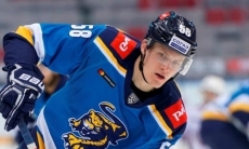 Уроженец Казахстана не подошёл клубу КХЛ и вернулся в ВХЛ