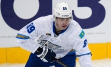 «Пока не совсем получается». Хоккеист «Барыса» признался, в чем надо прибавлять команде