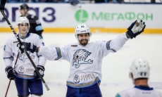 «У казахов новая команда». Двукратный олимпийский чемпион знает точный счет матча ЦСКА — «Барыс»