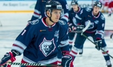 В клубе конференции «Барыса» у семи игроков обнаружен коронавирус. Матч КХЛ перенесён