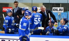 «Очень плохо играют». Названы виновники упущенных побед «Барыса» в КХЛ