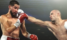 Экс-чемпион мира отбоксировал 20 раундов за 79 дней и выиграл оба боя. Видео