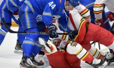 «У них больных, может быть, больше, чем в „Барысе“». В России восхищаются подвигом клуба КХЛ