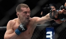 Претендент на титул UFC обратился к Петру Яну и нарвался на жесткий ответ
