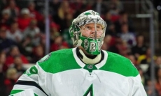 Уроженец Казахстана в составе клуба НХЛ проиграл финальную серию Кубка Стэнли. Видео