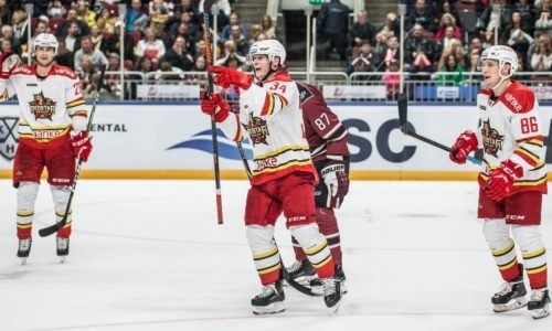 19 хоккеистов подписали контракты с клубом конференции «Барыса» в КХЛ