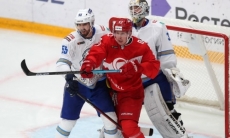 Клуб КХЛ решил отказаться от хоккеиста с опытом игры в НХЛ после поражения «Барысу»