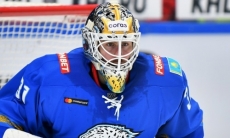 Хоккеист «Барыса» признан лучшим вратарем недели в КХЛ