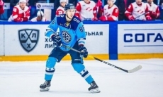 «Переключатель в раздевалке». Нападающий «Сибири» рассказал о переломном моменте игры с «Барысом»