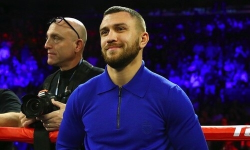 Ломаченко подколол Лопеса по поводу чемпионства. Видео.