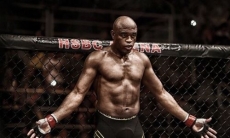 Легендарный экс-чемпион UFC объявил о завершении карьеры после поражения нокаутом