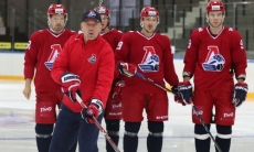 «Замахнуться на финал кубка Гагарина». Бывшие лидеры «Барыса» сделали российский клуб главным фаворитом КХЛ