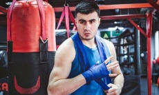 У Куата Хамитова конкурент? Чемпион мира по боксу из Узбекистана «подкатил» к Сабине Алтынбековой