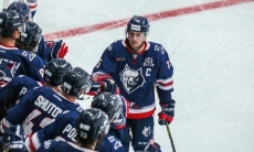 «Практически нет выходов». Хоккеист «Нефтехимика» отметил важный момент в игре «Барыса»