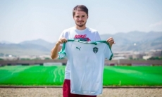 «„Кайрат“ хотел убрать Абикена из команды». Казахстанский футболист уехал в Армению и дал откровенное интервью