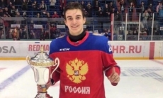 Принципиальный соперник «Барыса» в КХЛ заключил контракты с двумя хоккеистами