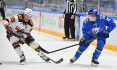 «Барыс» одержал всего одну победу в пяти последних матчах