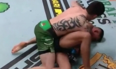 «Малыш-убийца» нокаутировал американца в UFC за секунду до конца раунда. Видео