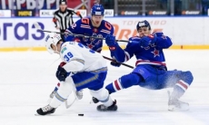 «Голевое пиршество». КХЛ отметила шведские шайбы «Барыса» в матче против СКА