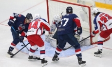 Клуб КХЛ уступил ЦСКА и прервал победную серию перед матчем с «Барысом». Видео