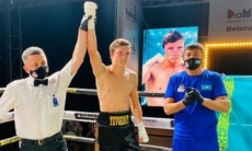Казахстанский боксер побил «Разрушителя» с поясом WBO