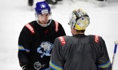 Блэкер тренируется в специальной маске после драки с Клещенко. Фото