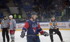 Шайба в ворота «Барыса» на последних минутах позволила нападающему «Торпедо» войти в историю КХЛ