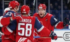 Клуб экс-тренера «Барыса» вырвал победу в КХЛ за секунды до финальной сирены