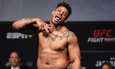 Тяжеловес UFC с футбольным прошлым задумал нокаутировать Фьюри, Джошуа и Уайлдера