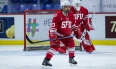 «Как будто находился в раю». Казах с канадским паспортом не стал хоккеистом-профессионалом в США, но просматривался в «Барысе» и играл против сборной Казахстана