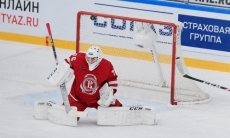 Один из соперников «Барыса» за место в плей-офф КХЛ выменял вратаря за денежную компенсацию