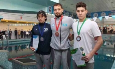 Обладатель лицензии на ОИ-2020 из Казахстана выиграл турнир по плаванию за рубежом