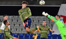 Юный уроженец Казахстана забил дебютный гол за чемпиона Турции. Видео