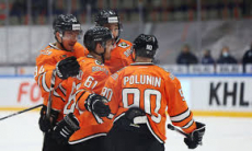 Конкурент «Барыса» за место в плей-офф решил исход матча КХЛ за семь секунд