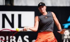 «Многого не жду». Елена Рыбакина — о турнире в Абу-Даби и подготовке к сезону